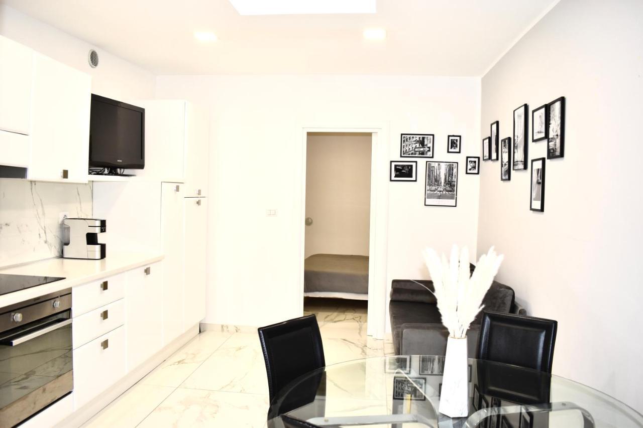 Chic House Apartment Bari Exterior foto