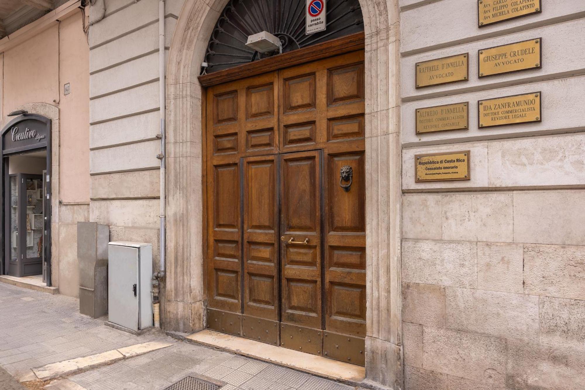 Chic House Apartment Bari Exterior foto