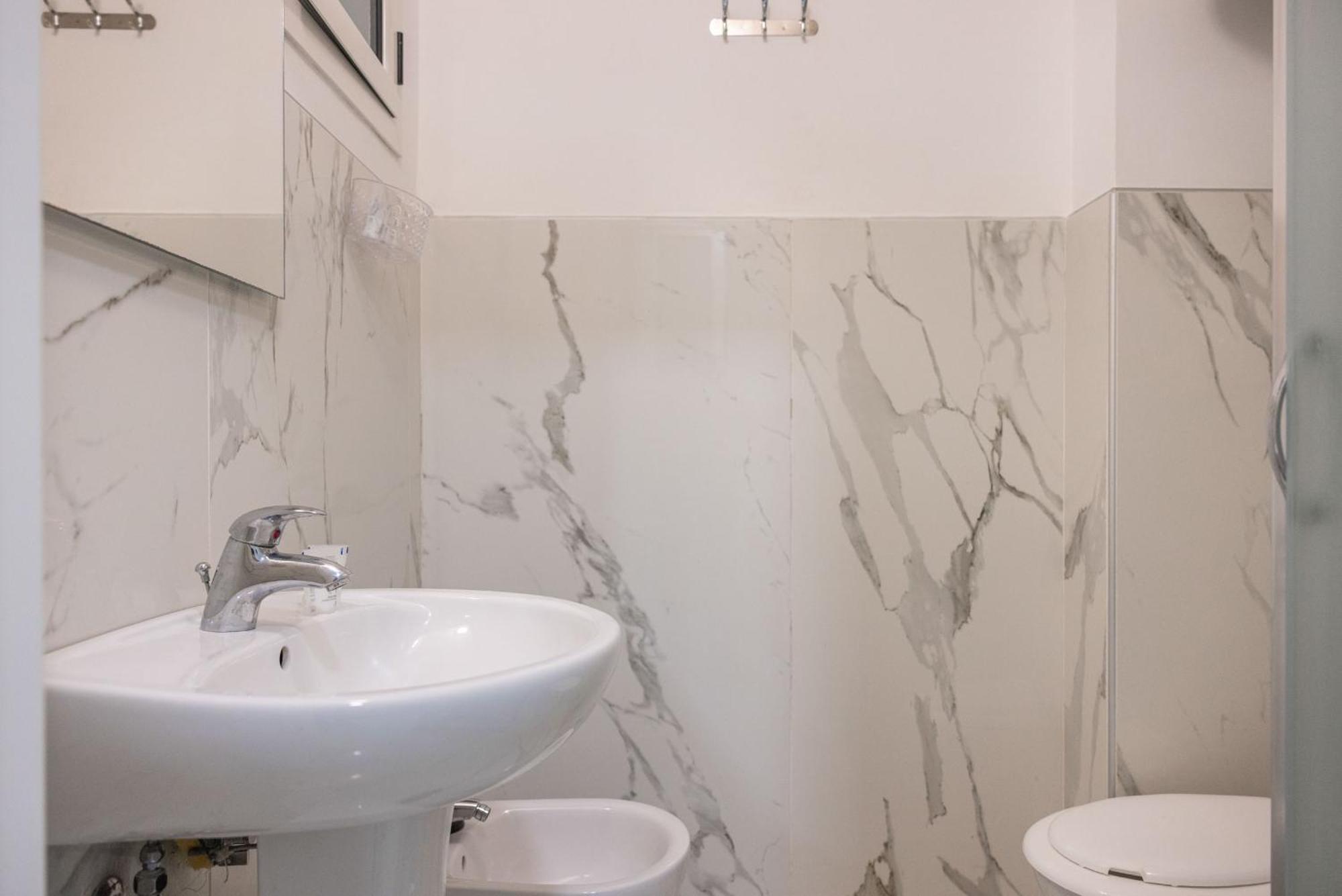Chic House Apartment Bari Exterior foto